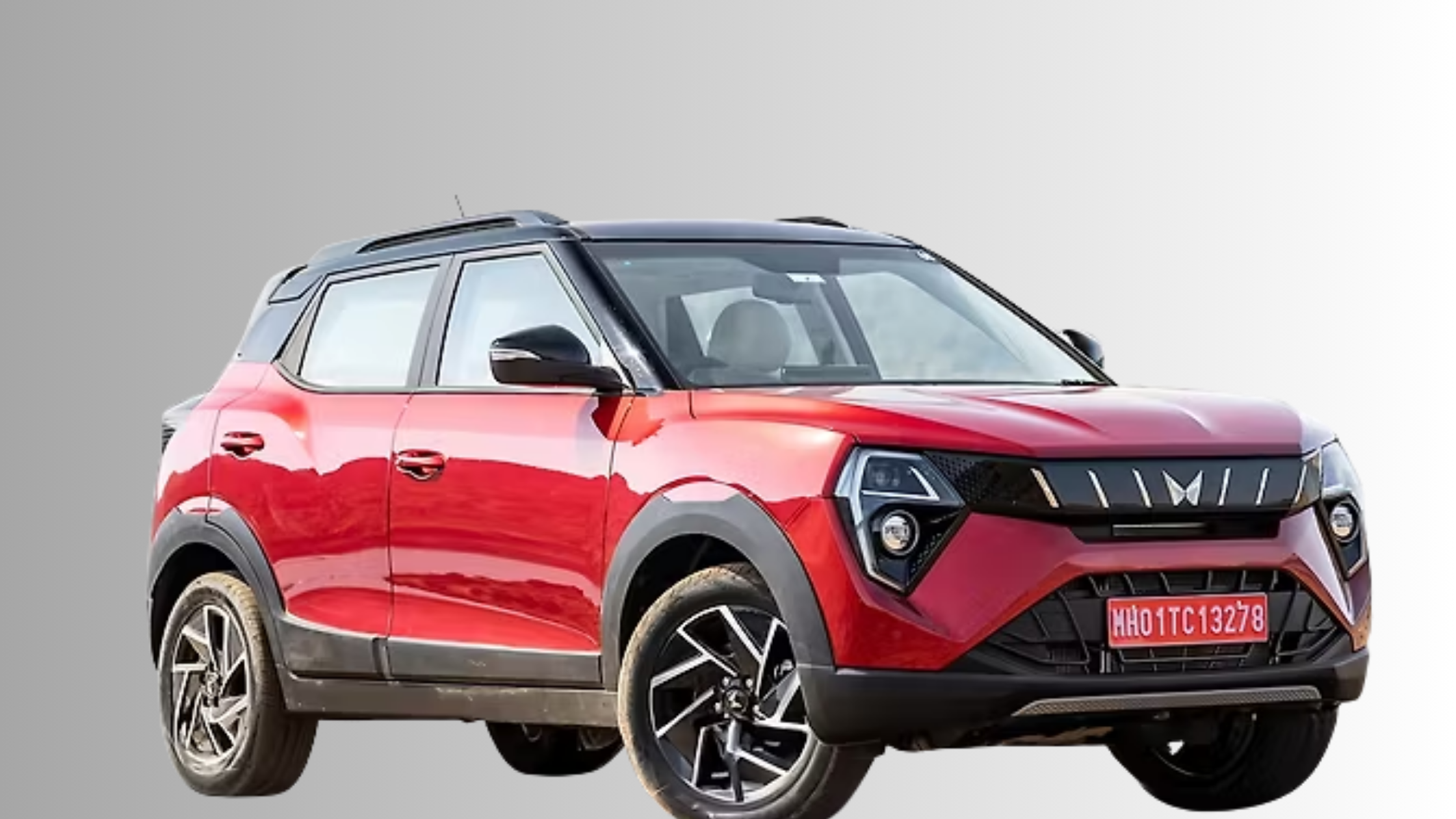 Mahindra XUV 3XO REVX Launched At Rs 8.94 Lakh, Full Walkarond